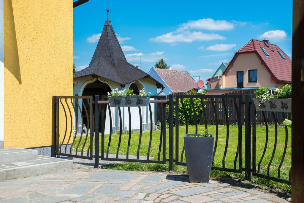 Penzion Slunce Česká Lípa エクステリア 写真