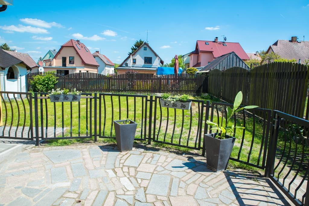 Penzion Slunce Česká Lípa エクステリア 写真